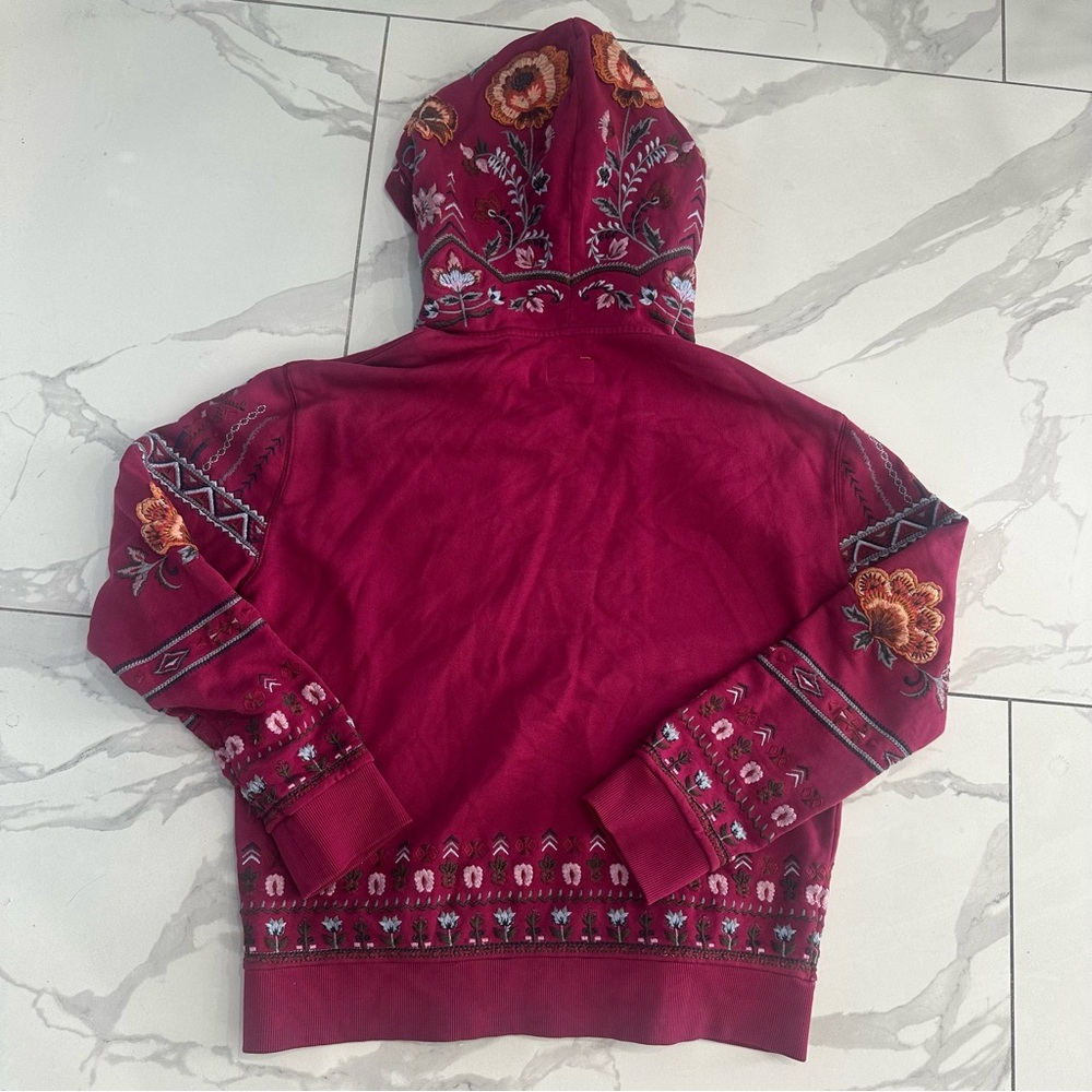 Driftwood Jacket Women Sz Medium Maroon Teddy Floral Embroidered Zip Up Hoodie - Picture 2 of 11